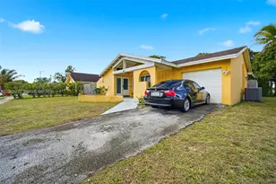 841 SW 55th Ave, Margate, FL 33068 - Photo 12