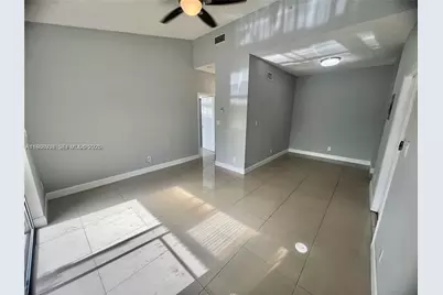 660 Cypress Club Way #G11, Deerfield Beach, FL 33064 - Photo 10