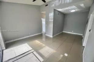 660 Cypress Club Way, Deerfield Beach, FL 33064 - Photo 10