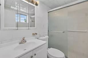 1428 Euclid Ave, Miami Beach, FL 33139 - Photo 12