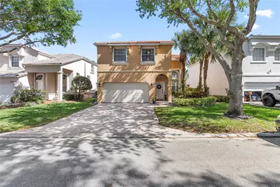 11435 NW 48th Ct, Coral Springs, FL 33076 - Photo 2