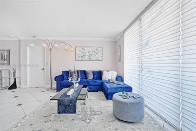 9 Island Ave #2410, Miami Beach, FL 33139 - Photo 6