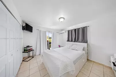 605 NW 34th Ave, Miami, FL 33125 - Photo 46
