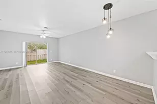3776 NW 91st Ln, Sunrise, FL 33351 - Photo 4