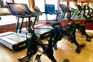 600 NE 36th St, Miami, FL 33137 - Photo 22