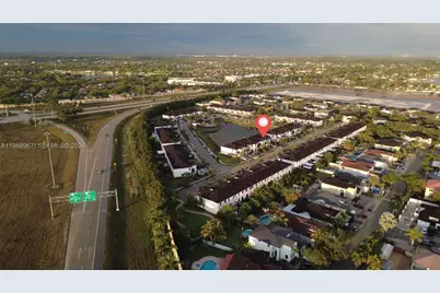 9015 NW 183rd St, Hialeah, FL 33018 - Photo 40