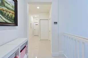 9015 NW 183rd St, Hialeah, FL 33018 - Photo 28