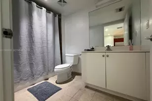 111 E Flagler St, Miami, FL 33131 - Photo 8