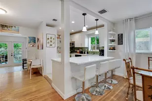 113 SW 2nd St, Hallandale Beach, FL 33009 - Photo 14
