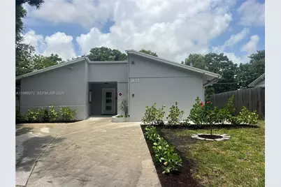 1633 NW 4th St, Boca Raton, FL 33486 - Photo 1