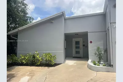 1633 NW 4th St, Boca Raton, FL 33486 - Photo 2