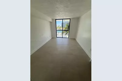 6937 Bay Dr, Miami Beach, FL 33141 - Photo 10