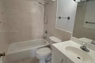 11780 SW 18th St, Miami, FL 33175 - Photo 14