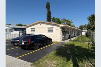 15961 NE 18th Pl, North Miami Beach, FL 33162 - Photo 1