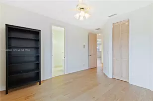 10091 NW 7th St, Plantation, FL 33324 - Photo 26