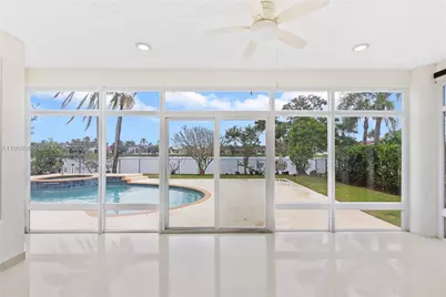 10091 NW 7th St, Plantation, FL 33324 - Photo 32