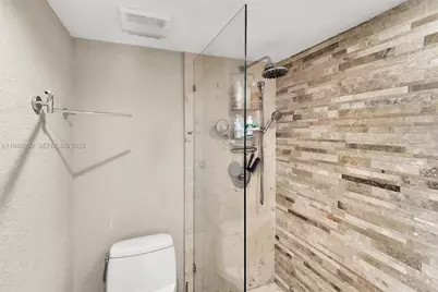 2829 Indian Creek Dr #1102, Miami Beach, FL 33140 - Photo 14