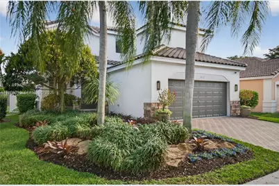 1512 Maple Dr, Weston, FL 33327 - Photo 2