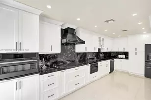 5614 Flagler St, Hollywood, FL 33023 - Photo 8