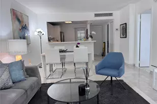 3301 N Country Club Dr, Aventura, FL 33180 - Photo 20