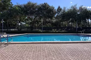 3301 N Country Club Dr, Aventura, FL 33180 - Photo 36