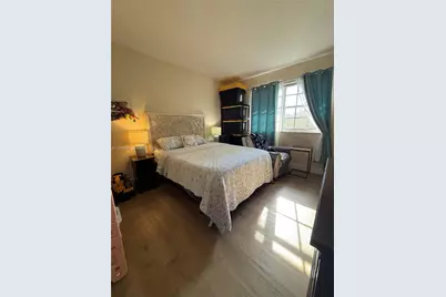 11631 SW 2nd St #20302, Pembroke Pines, FL 33025 - Photo 8