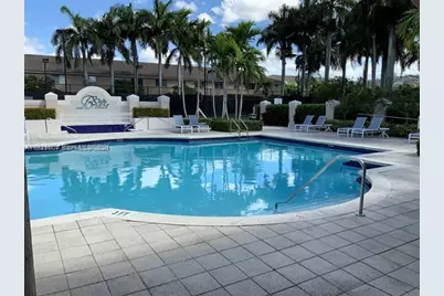 5725 NW 114th Path #106, Doral, FL 33178 - Photo 24