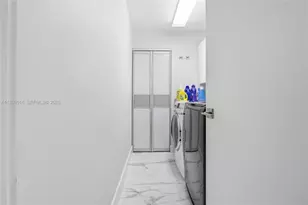 1010 SW 149th Ln, Sunrise, FL 33326 - Photo 18