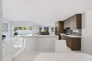 1010 SW 149th Ln, Sunrise, FL 33326 - Photo 8