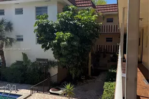 13655 NE 10th Ave, North Miami, FL 33161 - Photo 1