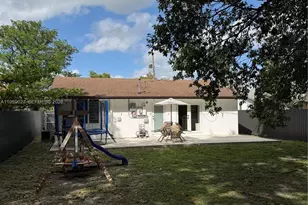 10030 W Guava St, Miami, FL 33157 - Photo 8