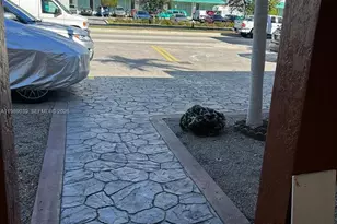 128 W 21st St, Hialeah, FL 33010 - Photo 10