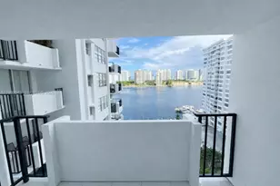 2750 NE 183rd St, Aventura, FL 33160 - Photo 2