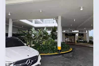 2750 NE 183rd St #1201, Aventura, FL 33160 - Photo 12