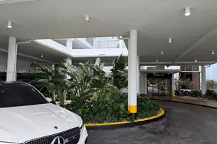 2750 NE 183rd St, Aventura, FL 33160 - Photo 12