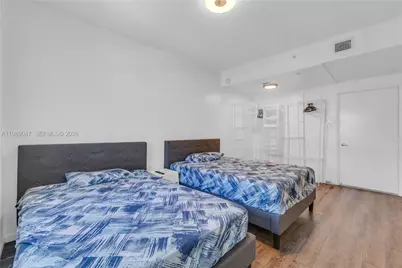 185 SE 14th Ter #1611, Miami, FL 33131 - Photo 4