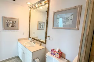 3370 Hidden Bay Dr, Aventura, FL 33180 - Photo 24