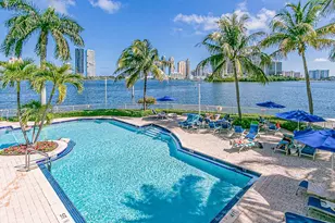 3370 Hidden Bay Dr, Aventura, FL 33180 - Photo 30