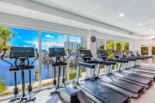 3370 Hidden Bay Dr, Aventura, FL 33180 - Photo 32