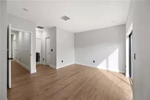 122 NW 5th Ave, Hallandale Beach, FL 33009 - Photo 14