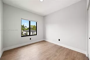 122 NW 5th Ave, Hallandale Beach, FL 33009 - Photo 18