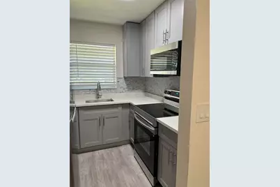 2134 Lincoln St #25, Hollywood, FL 33020 - Photo 2