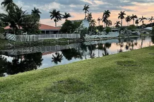 1236 NW 208th St, Miami Gardens, FL 33169 - Photo 8