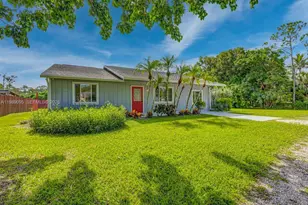 15216 N 85th Ave N, Palm Beach Gardens, FL 33418 - Photo 1