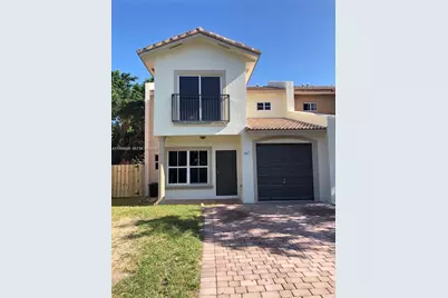 667 SW 10th St, Florida City, FL 33034 - Photo 1