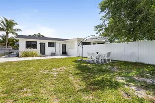 70 NE 186th Terrace, Miami, FL 33179 - Photo 12