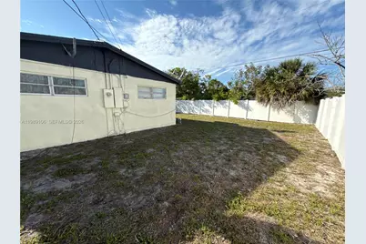 2220 NE 3rd Ave, Pompano Beach, FL 33060 - Photo 2