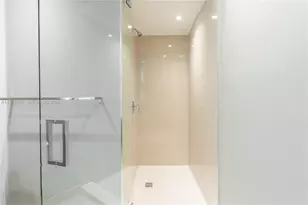 851 NE 1st Ave, Miami, FL 33132 - Photo 50