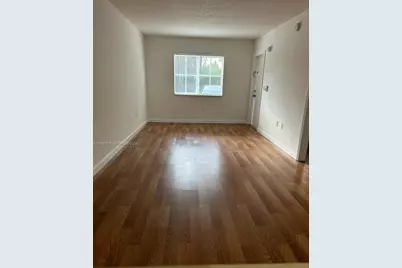 2731 SE 12th Rd #105, Homestead, FL 33035 - Photo 6