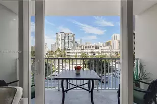 300 Bayview Dr, Sunny Isles Beach, FL 33160 - Photo 8